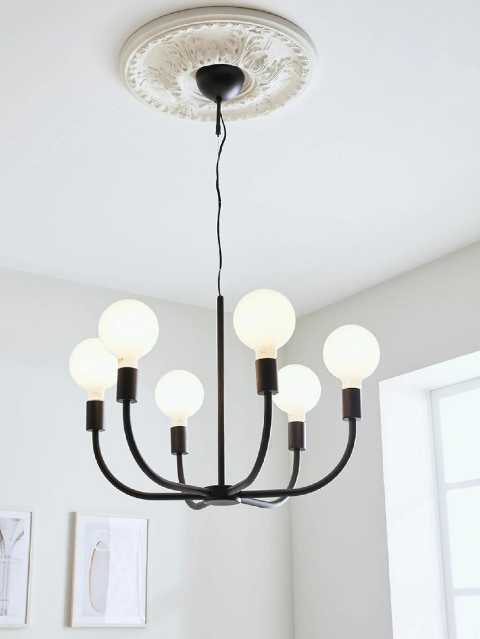 Sale Czarna lampa wisząca z odsłoniętymi żarówkami 108290 | Kaja Żyrandole Nowoczesne