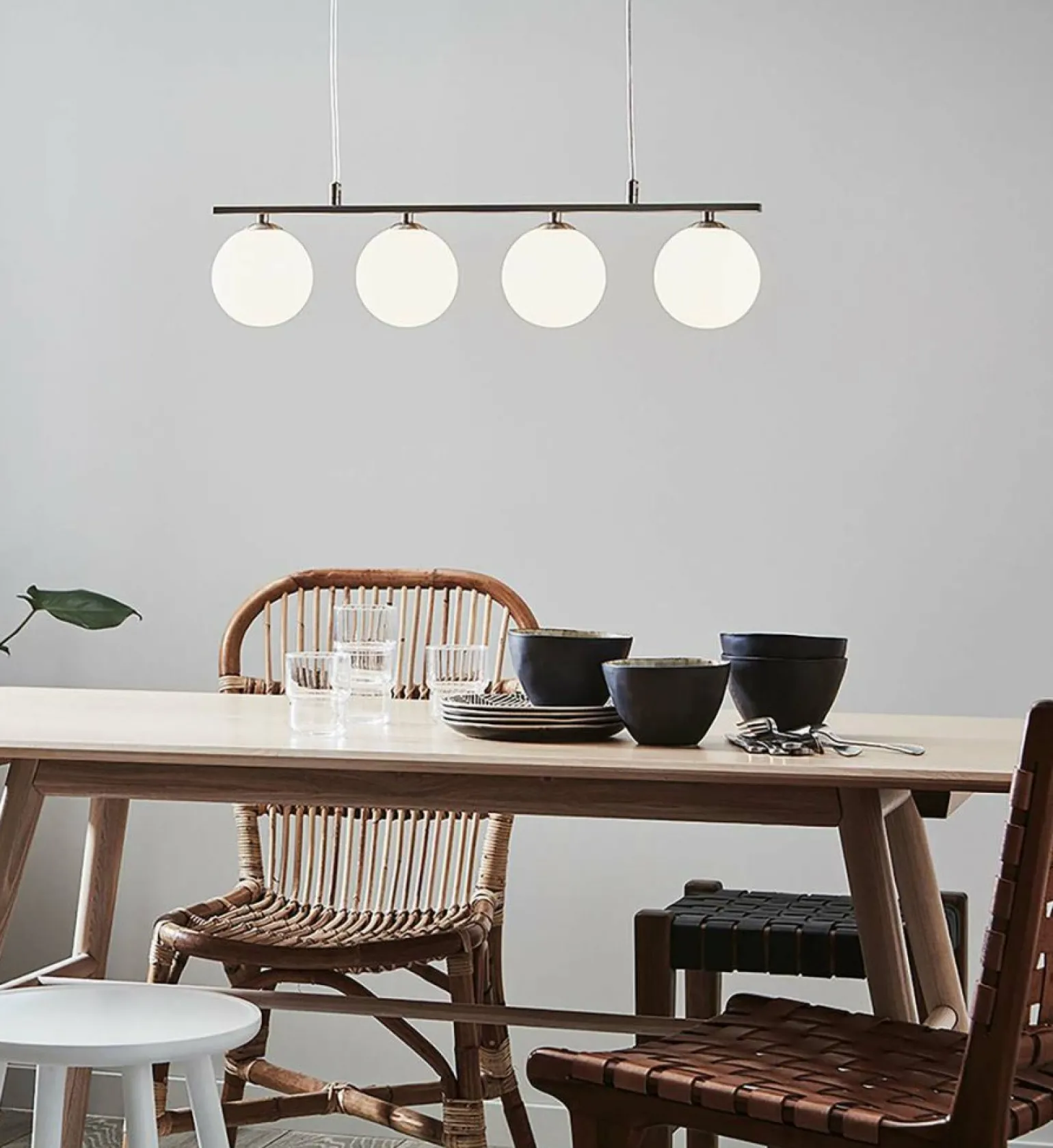 Discount Lampa wisząca białe klosze w kształcie kul 107573 | Kaja Oświetlenie Żyrandole Nowoczesne