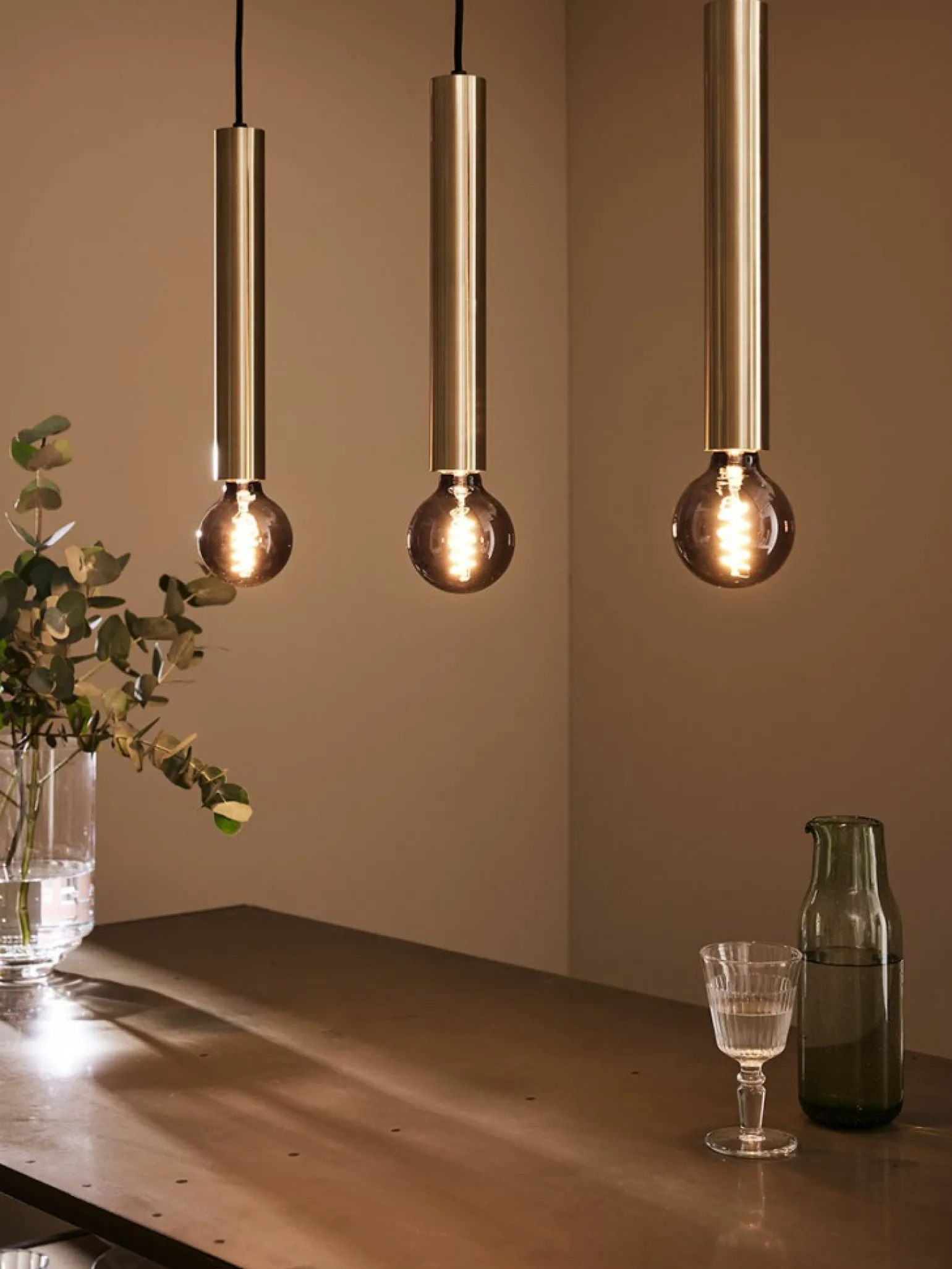 Sale Lampa wisząca na listwie w złotej oprawie 108261 | Kaja Oświetlenie Żyrandole Nowoczesne