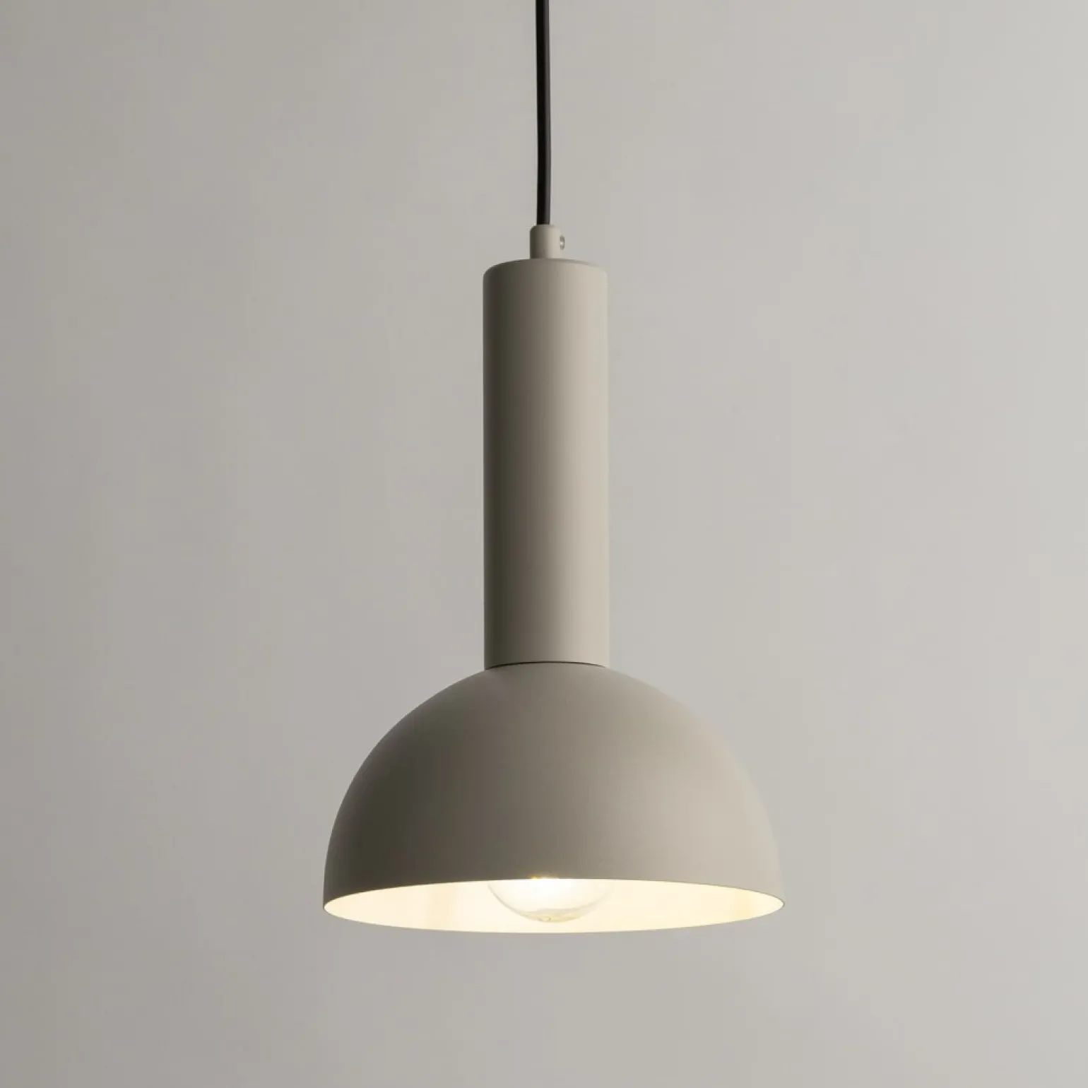 Online Lampa wisząca w kolorze szarego beżu SIG 40804 z serii VITRUM Żyrandole Nowoczesne