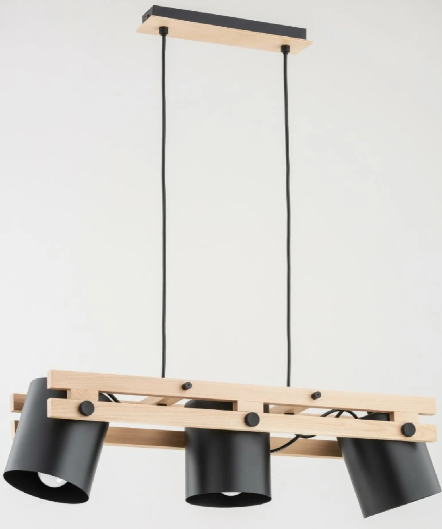 Shop Lampa wisząca z drewna, z 3 czarnymi kloszami AL 63054 | Kaja Żyrandole Nowoczesne