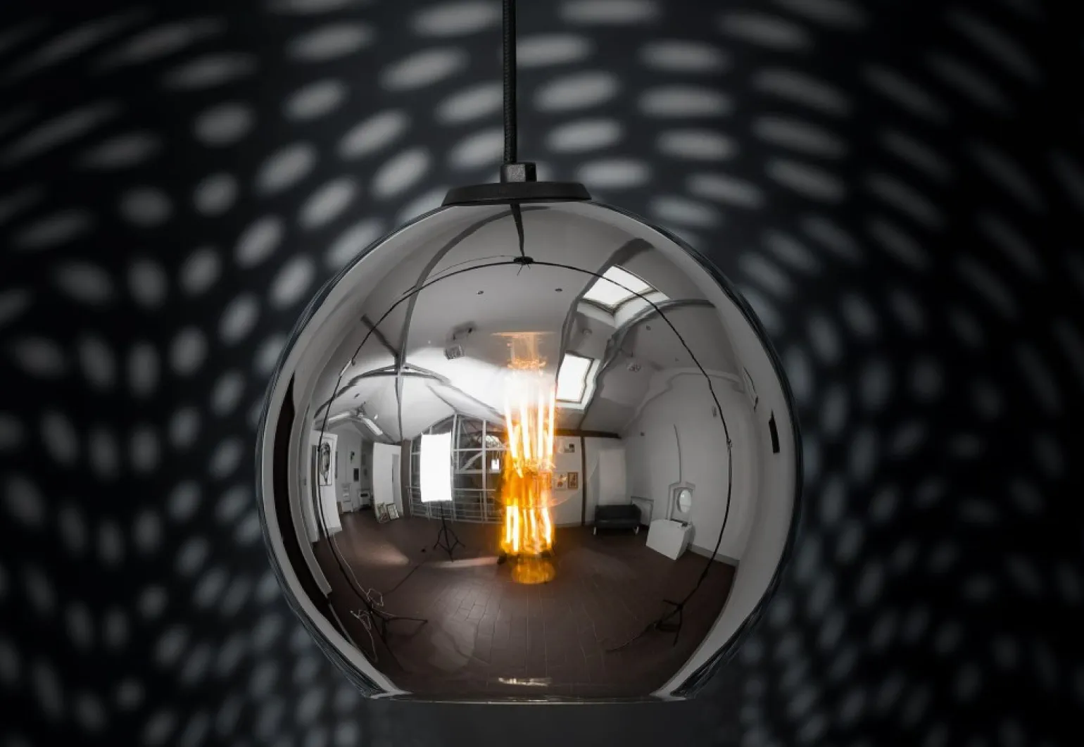 Outlet Lampa wisząca z kloszem ze szkła metalizowanego 9056 | Kaja Żyrandole Nowoczesne