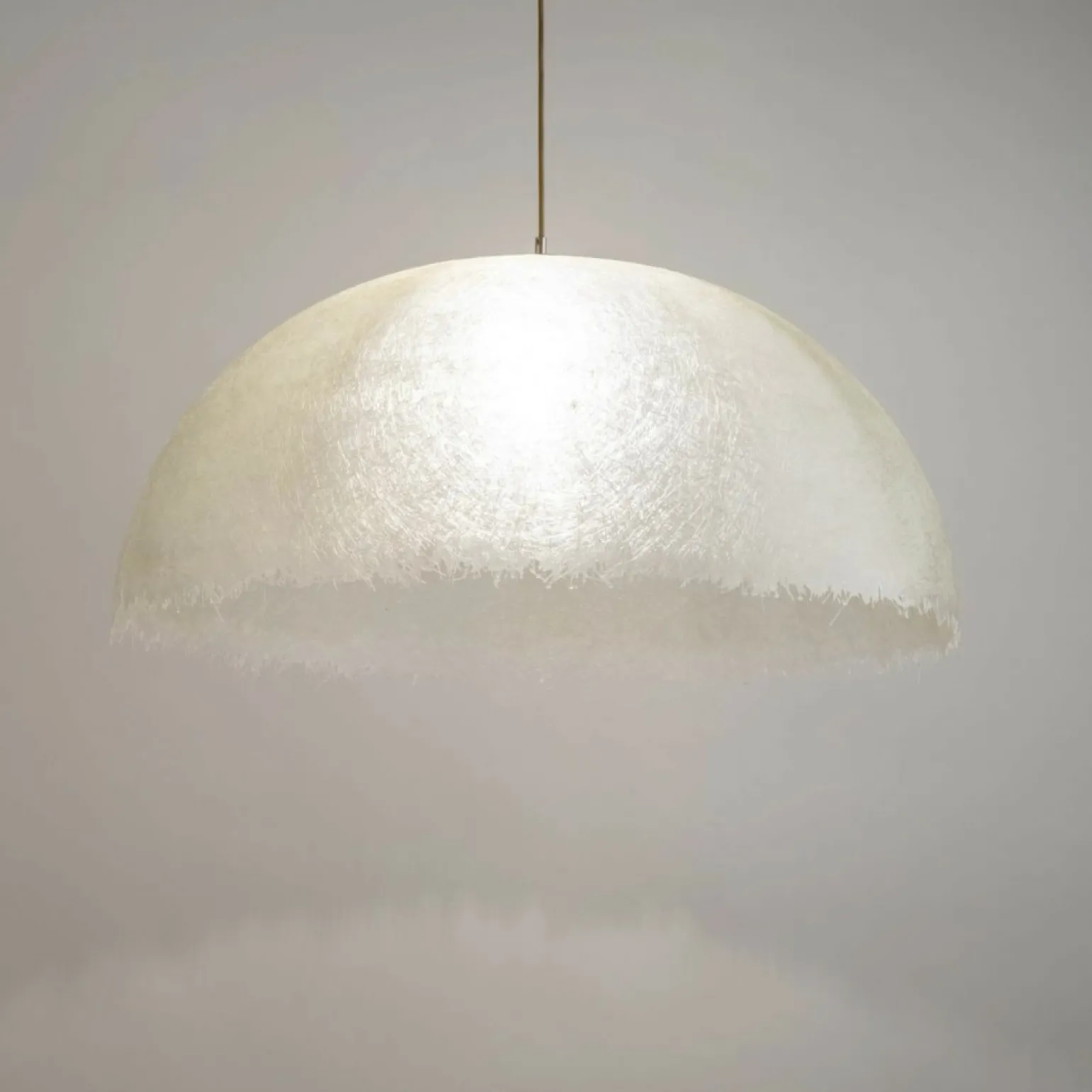 Best Sale Lampa wisząca z mlecznym, szarpanym kloszem SIG 40658 z serii MUZA Żyrandole Nowoczesne