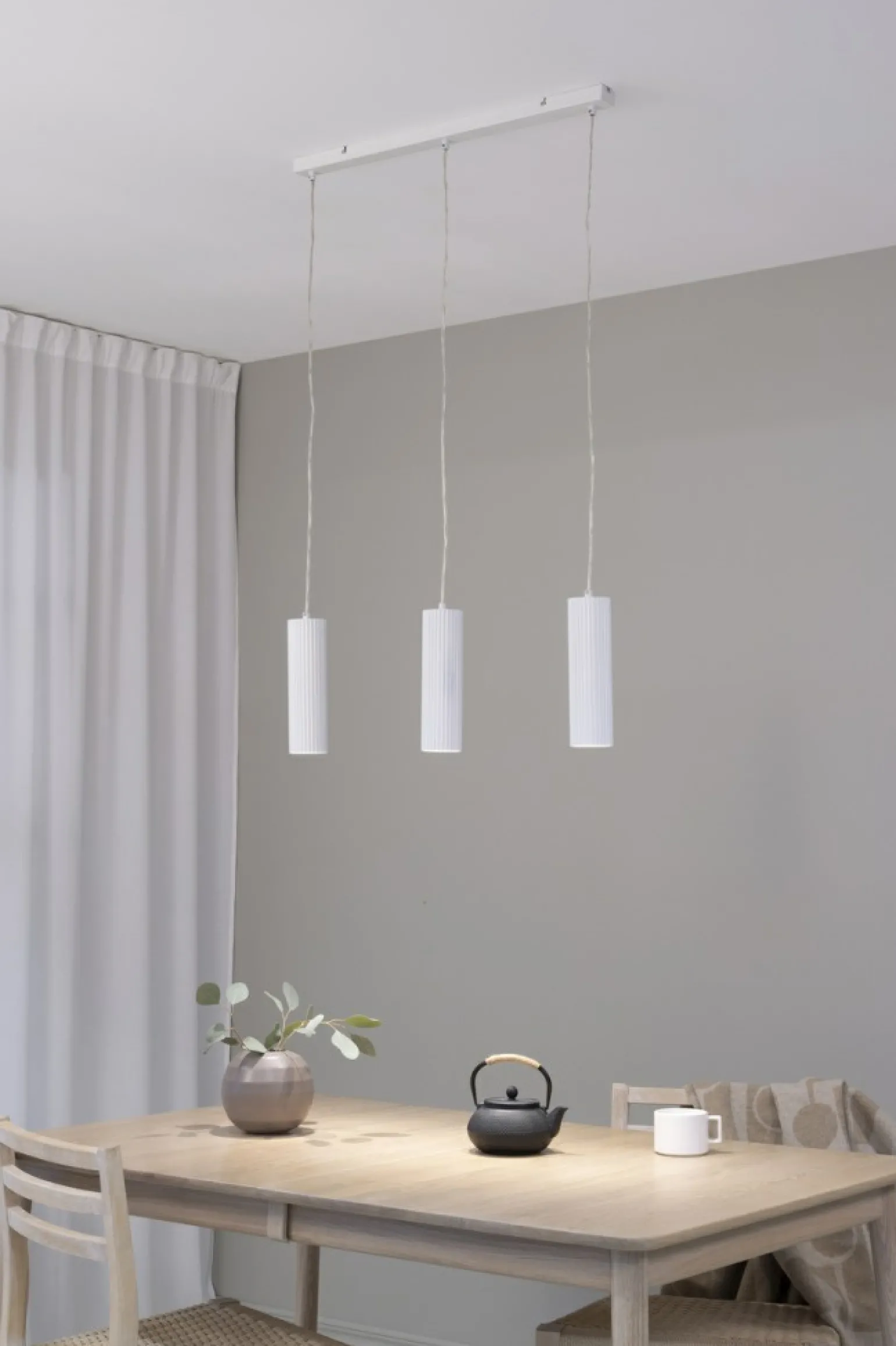 Hot Minimalistyczna lampa nad stół w kuchni 108466 z serii COSTILLA | Kaja Żyrandole Nowoczesne