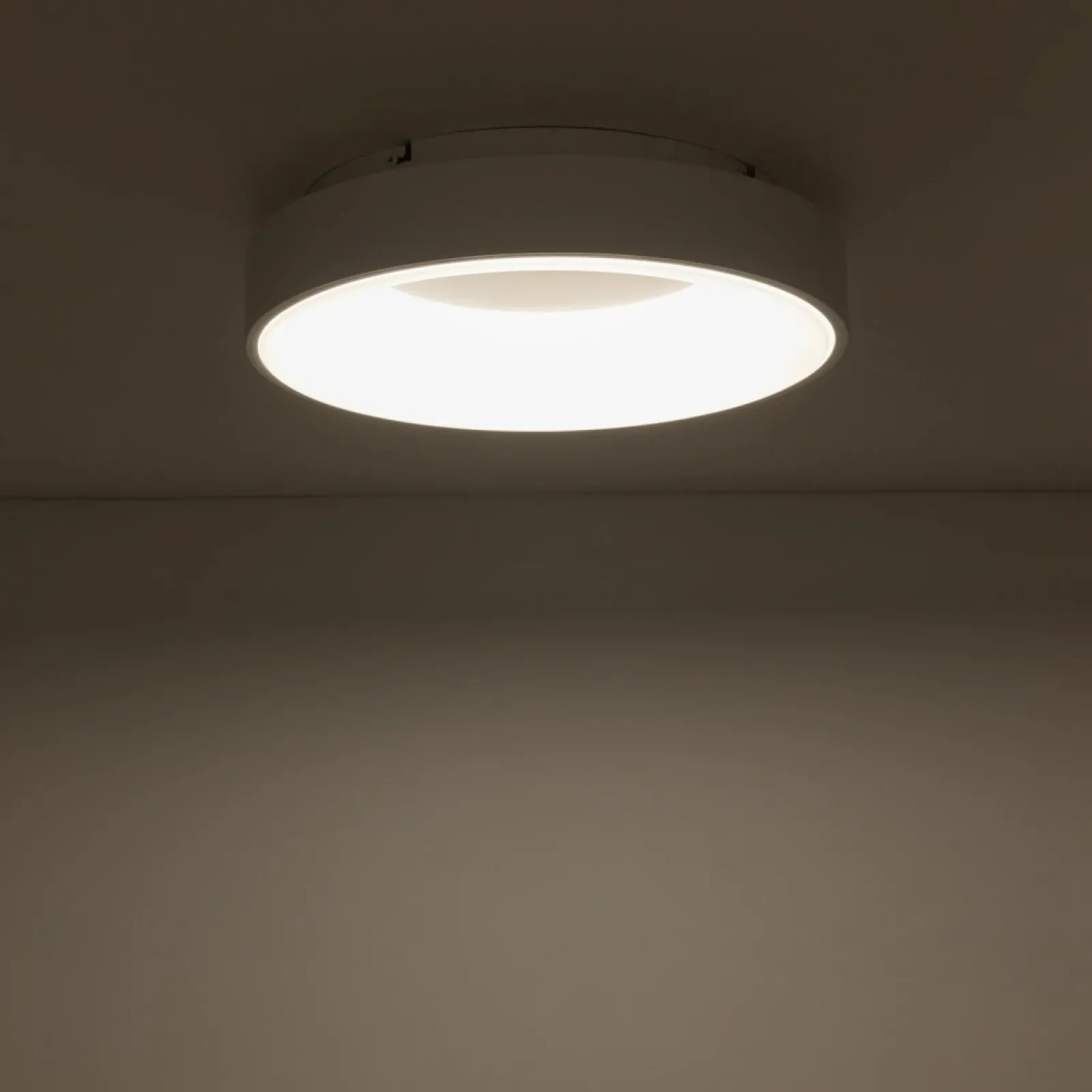 Sklep Kaja Minimalistyczny plafon LED ⌀38cm 3000K 11200 NIKKI LED | Kaja* Plafony Nowoczesne | Lampy Led