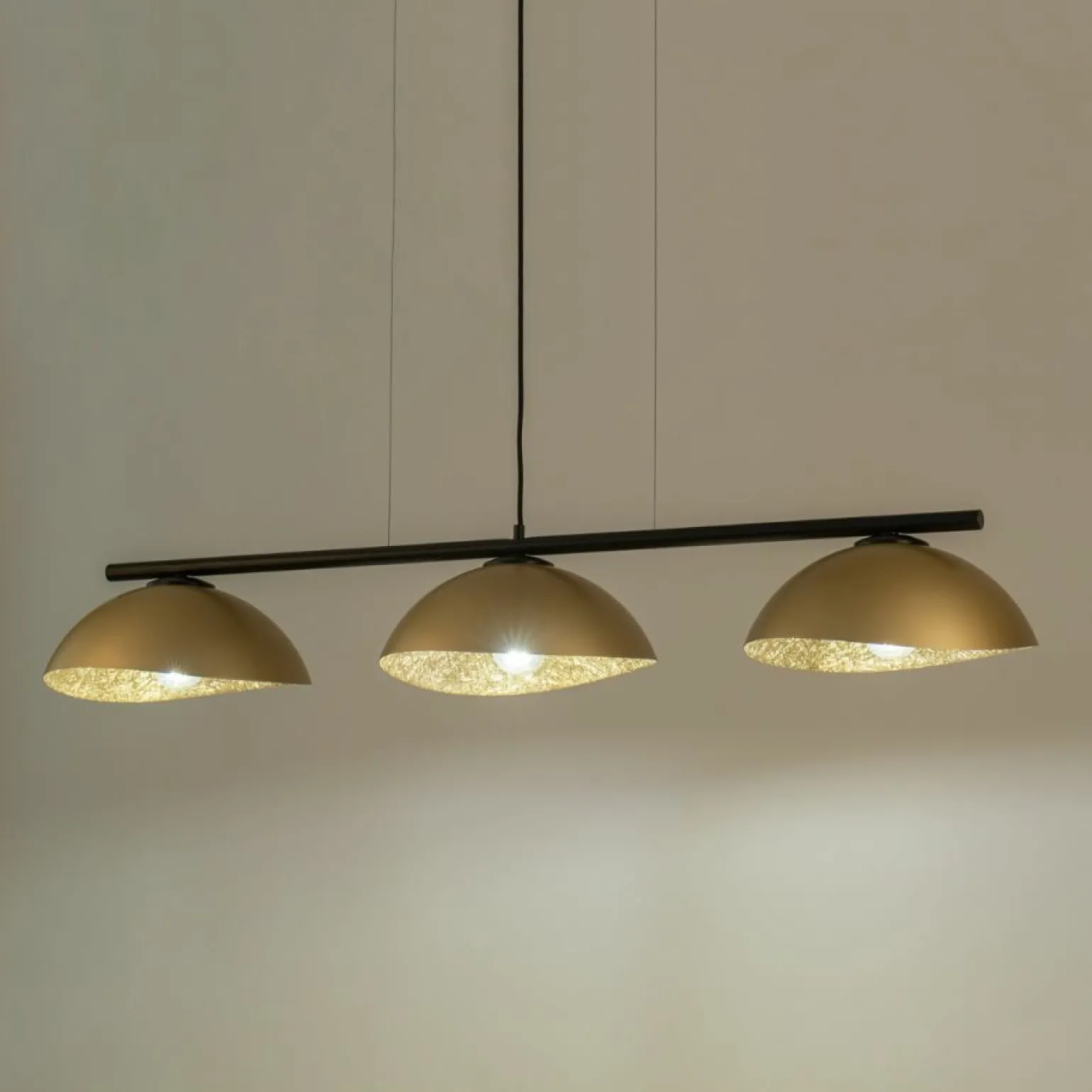 Fashion Nietuzinkowa lampa wisząca ze złotymi kopułami SIG 40582 SOLAR | Kaja Żyrandole Nowoczesne