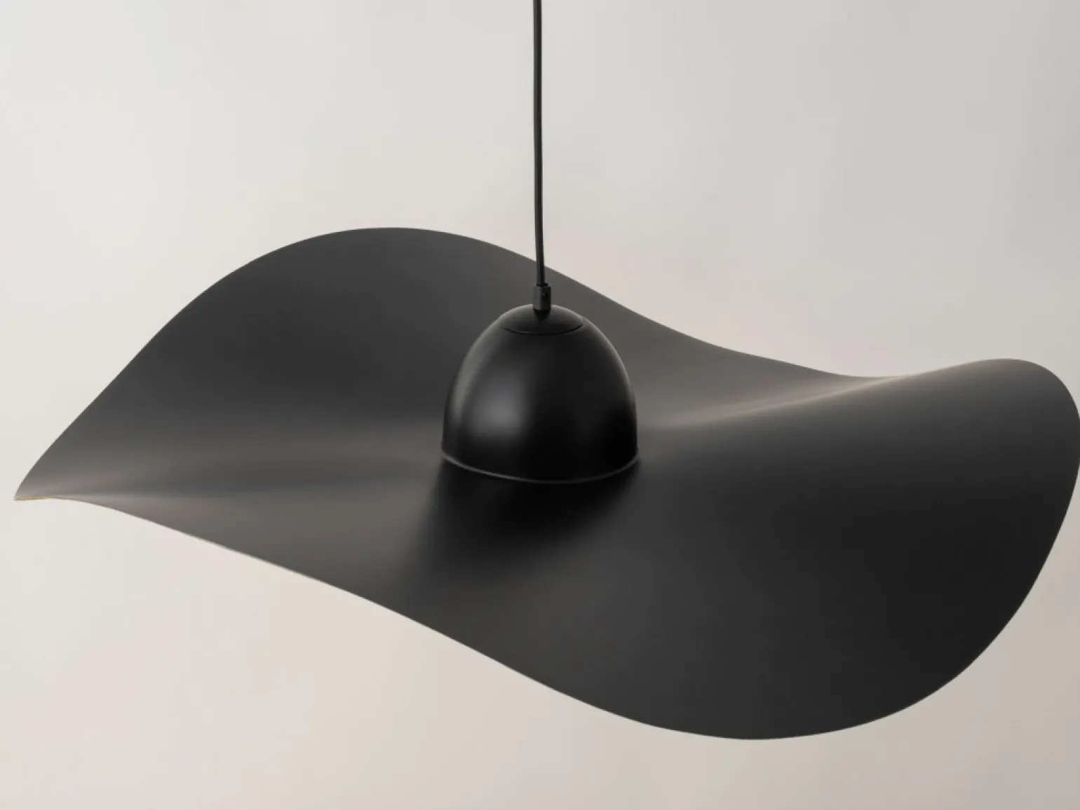 Sale Nietypowa, ozdobna lampa wisząca kapelusz SIG 32340 z serii KAPELLO L Żyrandole Nowoczesne