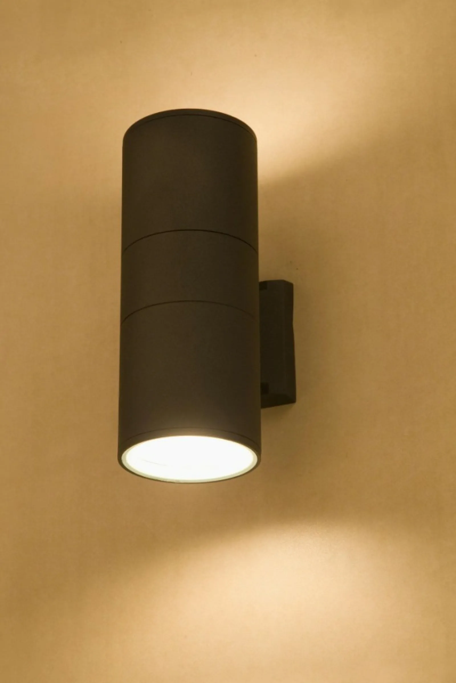 Sklep Kaja Ponadczasowa lampa ścienna, tuba na elewację 3404 FOG | Kaja* Kinkiety Ogrodowe