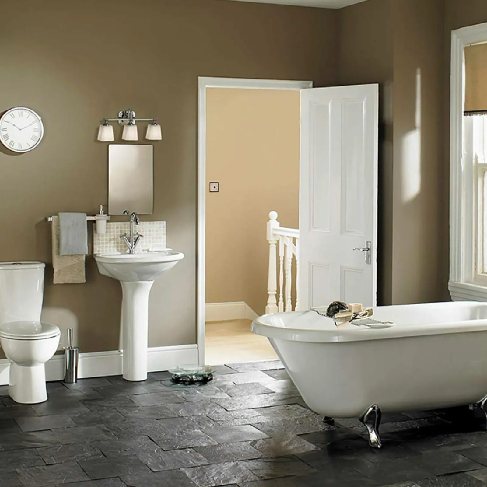 Sklep Kaja Potrójny kinkiet z kloszami FE-CONCORD3-BATH z serii CONCORD* Kinkiety Tradycyjne