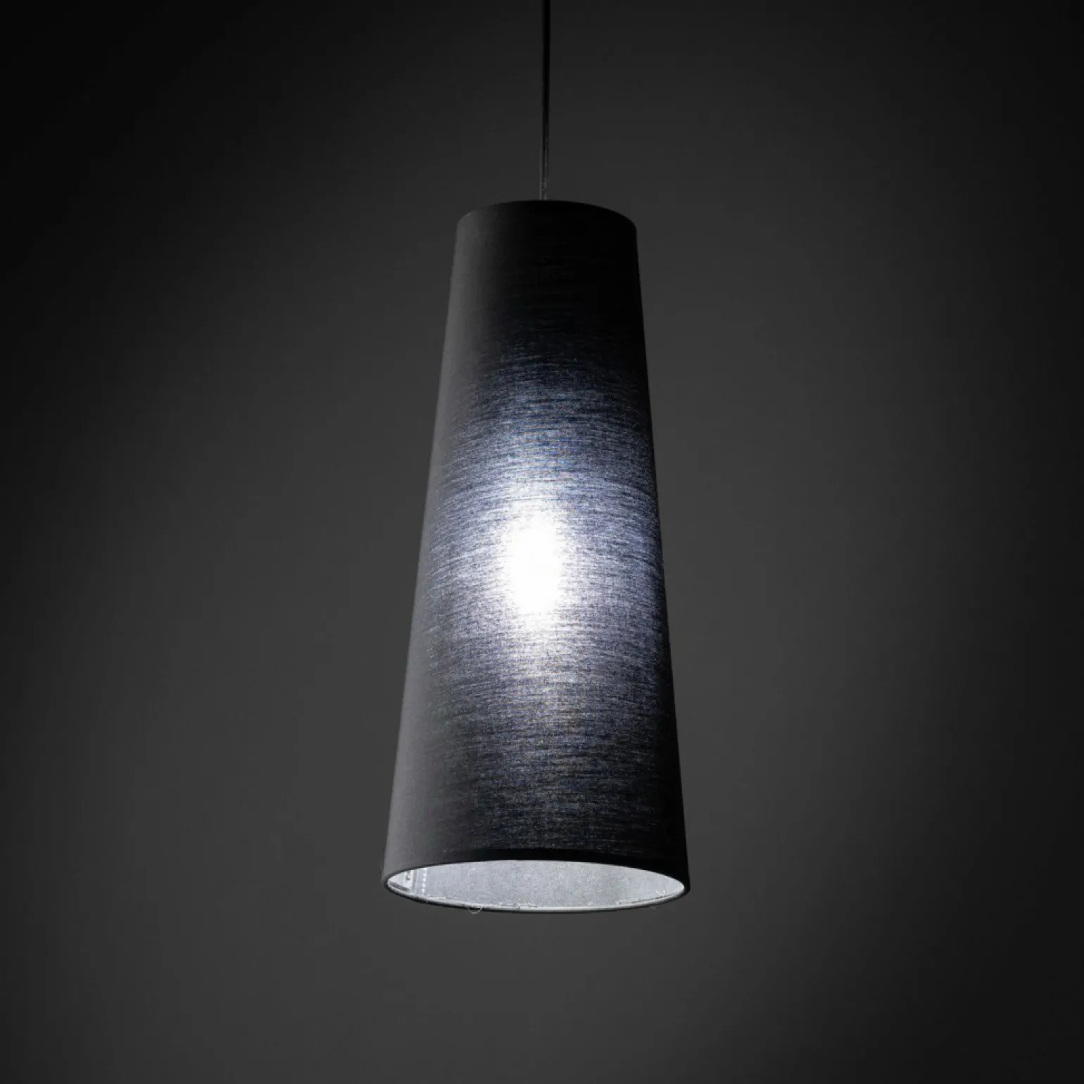 Hot Smukła lampa wisząca z czarnym abażurem TK 10085 ZING | Kaja Żyrandole Nowoczesne